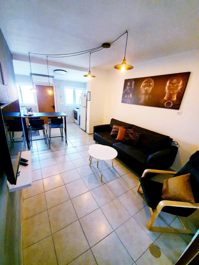 Royal Apartment *